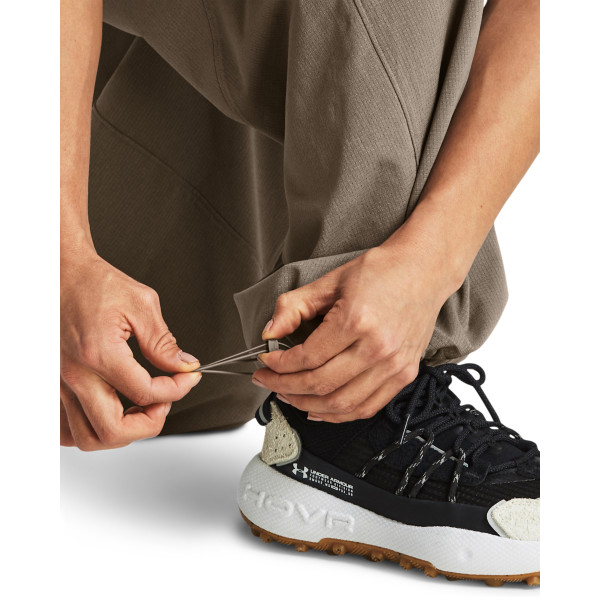 UA UNSTOPPABLE AIRVENT PARACHUTE PANT